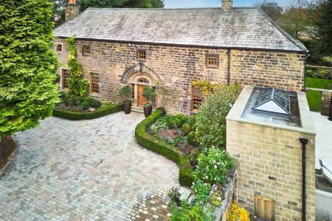 4 bedroom detached house for sale, Main Street, Badsworth WF9