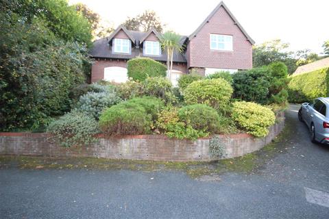 undefined, 2 Kings Crescent, Colwyn Bay