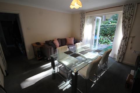 undefined, 2 Kings Crescent, Colwyn Bay
