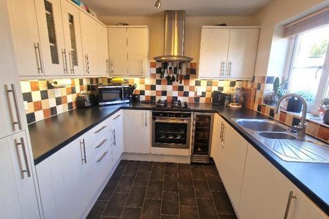 3 bedroom terraced house for sale, Mariners Row, Bembridge, Isle of Wight, PO35 5AF