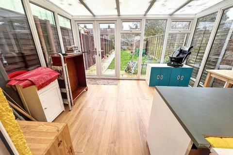 2 bedroom flat for sale, Shortstown, Bedford MK42