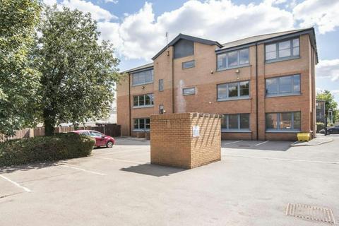 Office to rent, 1 Station Appr Staines TW18 4LY