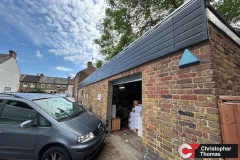 Retail property (high street) for sale, 121 Arthur Rd Windsor SL4 1RU