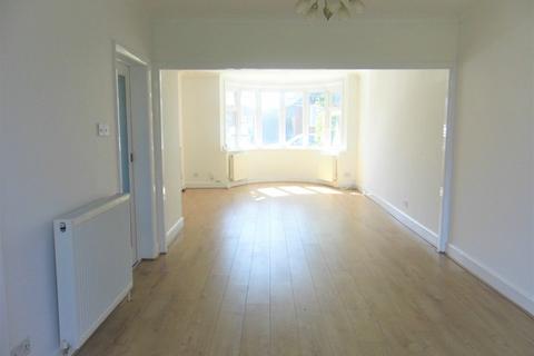 3 bedroom semi-detached house to rent, Fernbrook Drive, HARROW HA2
