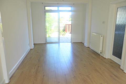 3 bedroom semi-detached house to rent, Fernbrook Drive, HARROW HA2