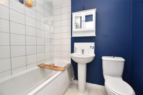 8 Ash Tree Gardens, Whinmoor, Leeds, LS14 5LL