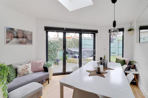 5 bedroom end of terrace house for sale, Sampsons Plantation, Fremington, Barnstaple, Devon, EX31