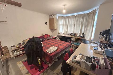 undefined, Fairfield Crescent, Edgware, Middlesex, HA8