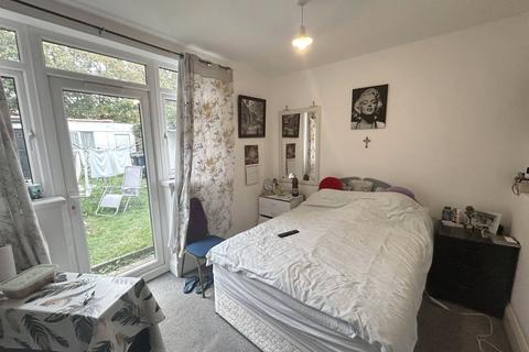 undefined, Fairfield Crescent, Edgware, Middlesex, HA8