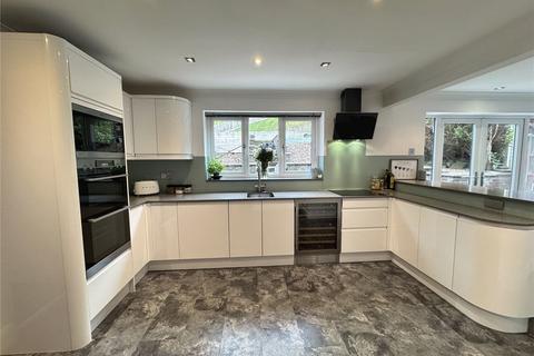 4 bedroom detached house for sale, Jubilee Close, Haslingden, Rossendale, BB4