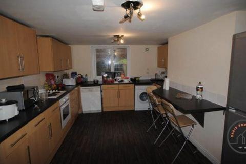 1 bedroom in a house share to rent, Headingley Avenue, Leeds LS6