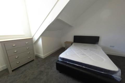 5 bedroom house to rent, Wrangthorn Terrace, Leeds LS6
