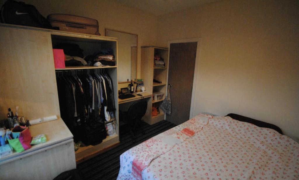 A spacious and well-maintained master bedroom f...