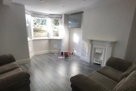 5 bedroom house to rent, Bennett Rd, Leeds LS6