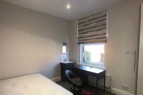5 bedroom house to rent, Bennett Rd, Leeds LS6