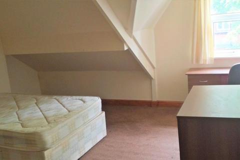 undefined, Headingley Mount, Leeds LS6