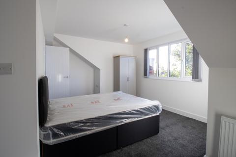 6 bedroom house to rent, Ash Grove, Leeds LS6