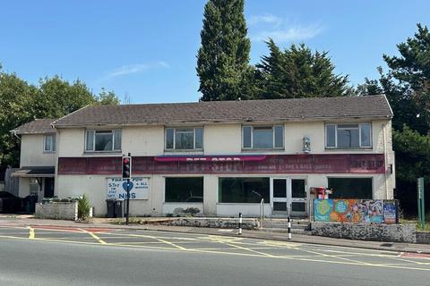 Retail property (high street) for sale, 76-78 Fairlee Rd Newport PO30 2EL