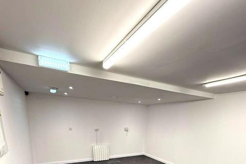 Restaurant to rent, Main Road Margaretting Essex Ingatestone CM4 9