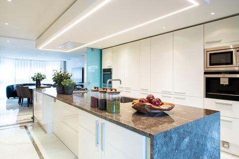 3 bedroom apartment to rent, Young Street,  Imperial House W8
