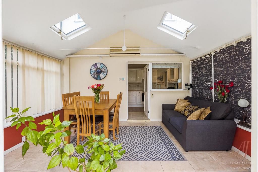 Garden room.png