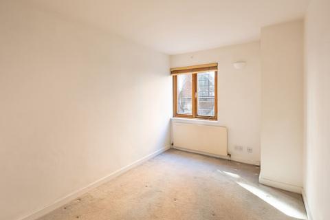 1 bedroom flat to rent, Floral Street, London WC2E