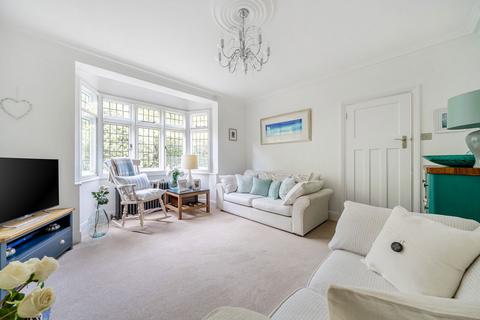 4 bedroom semi-detached house for sale, Bournville Avenue, Chatham ME4