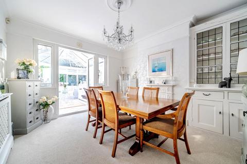 4 bedroom semi-detached house for sale, Bournville Avenue, Chatham ME4