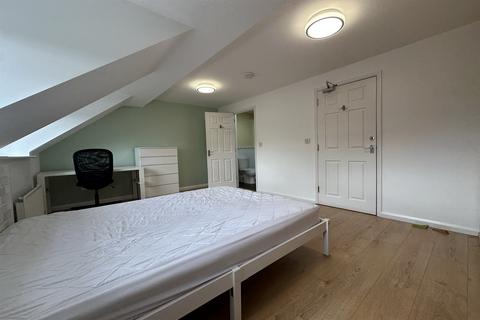 undefined, Alderman Close, Beeston, NG9 2RH