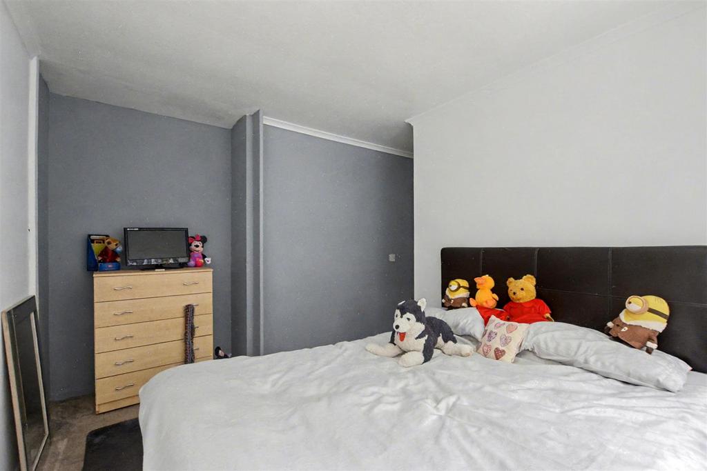 Bedroom 2 2.jpeg