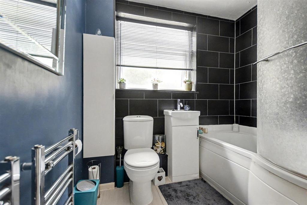Bathroom.jpeg