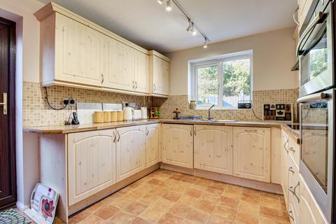 3 bedroom detached house for sale, Old Orchard, Park Street, St Albans, AL2