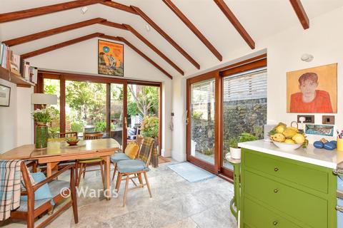 undefined, The Mall, Faversham, Kent