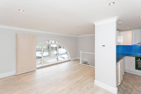 1 bedroom flat for sale, Cedar Wood Drive, Watford, WD25