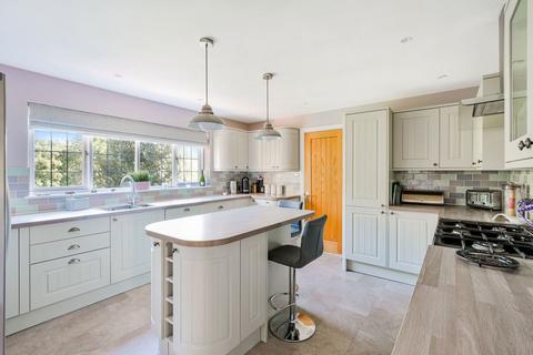 5 bedroom detached house for sale, Wilderness Road, Oxted RH8