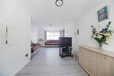 3 bedroom end of terrace house for sale, Martins Walk, London, N10