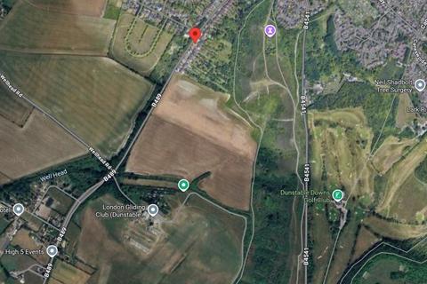 undefined, Tring Road, Dunstable LU6