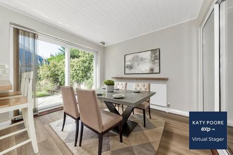 3 bedroom semi-detached house for sale, Parkway, St. Ives PE27