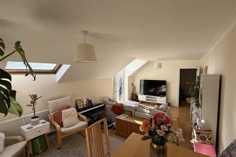 2 bedroom apartment to rent, Nyton Road, Chichester PO20