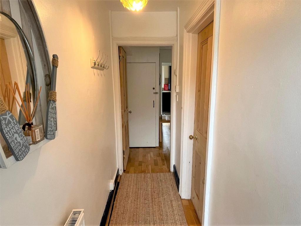 Hallway.jpg
