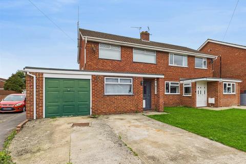 8 Beaumont Road, Longlevens, Gloucester, GL2 0EJ
