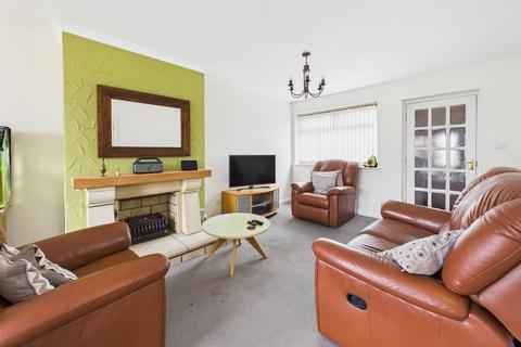 8 Beaumont Road, Longlevens, Gloucester, GL2 0EJ