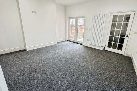 3 bedroom terraced house for sale, Spencer Street, Leicester LE2