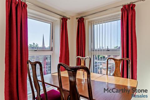 2 bedroom apartment for sale, Blake Court, Northgate, Bridgwater