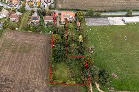 5 bedroom character property for sale, Main Street, Melbourne, York, YO42 4RD
