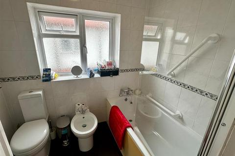 16 Broad Leys Crescent, Hereford, HR2 7RT