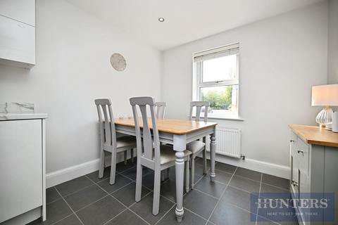 9 Cartwright Avenue, Guiseley, Leeds, LS20 9FJ