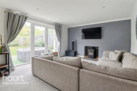 3 bedroom detached house for sale, Chestnut Crescent, Chedburgh, Bury St Edmunds
