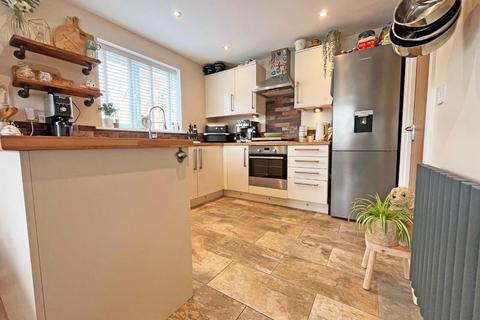 3 bedroom detached house for sale, Linus Grove, Peterborough PE2