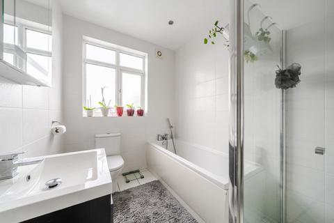 3 bedroom maisonette for sale, Station Approach, Hayes, Bromley, BR2